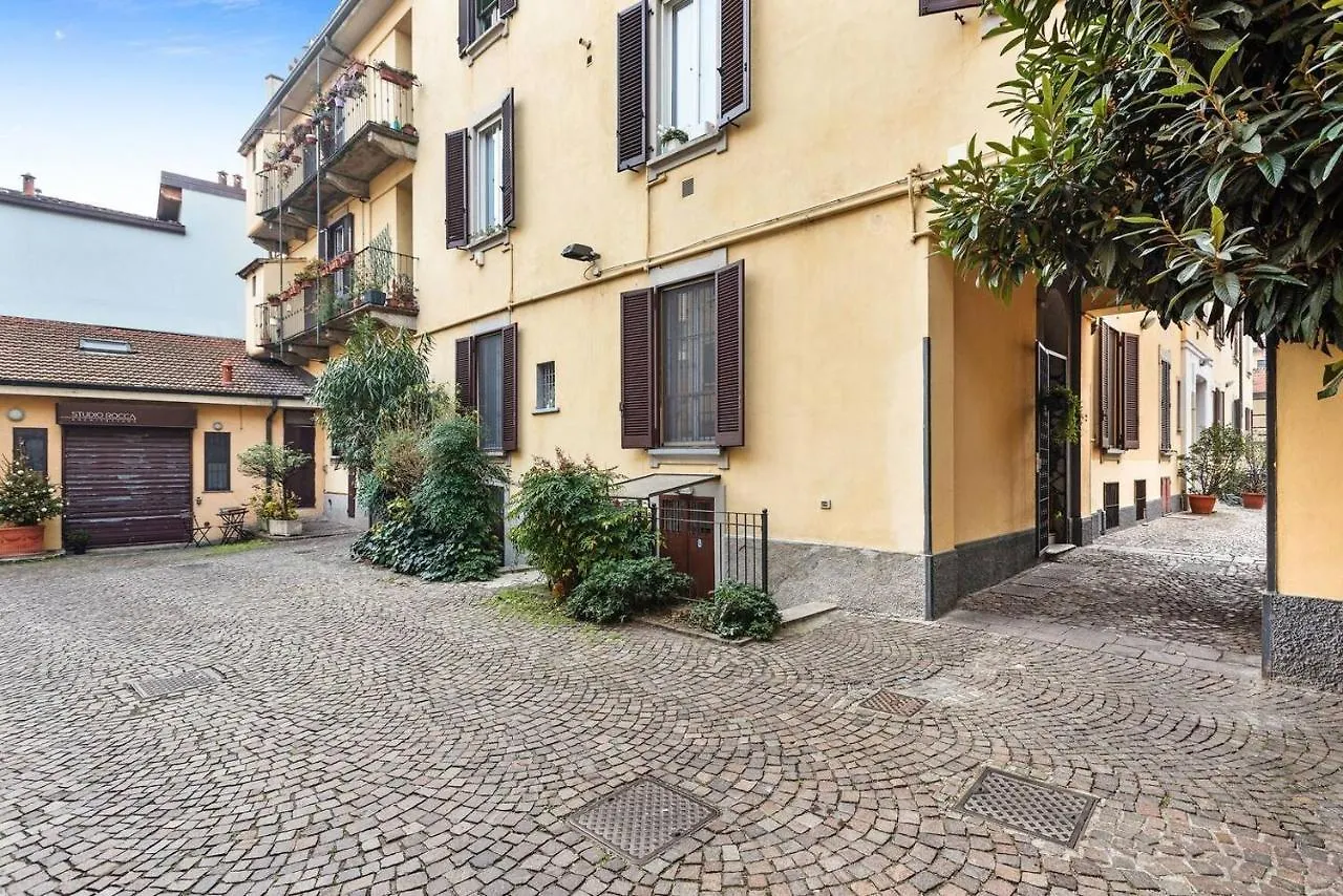 Appartamento Piccola Venezia a Milano- Il fascino dei Navigli! 0*, Milano